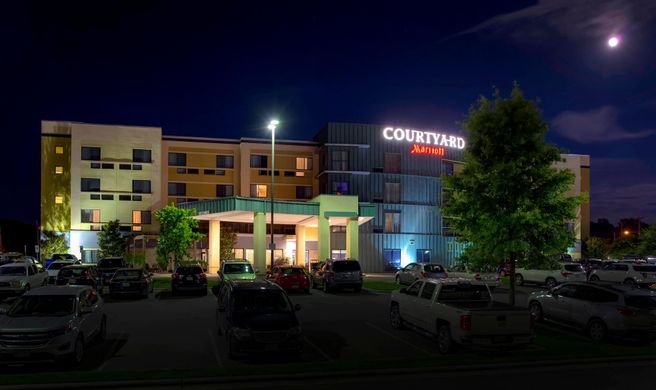 Courtyard by Marriott Statesville Exterior