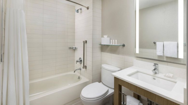 <b>Courtyard Downtown-Financial District Room</b>. Images powered by <a href="https://www.leonardoworldwide.com/" title="Leonardo Worldwide" target="_blank">Leonardo</a>.