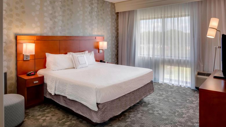 <b>Courtyard by Marriott Statesville Room</b>. Images powered by <a href="https://www.leonardoworldwide.com/" title="Leonardo Worldwide" target="_blank">Leonardo</a>.