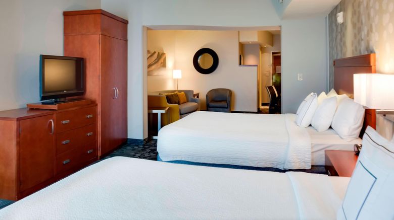 <b>Courtyard by Marriott Statesville Suite</b>. Images powered by <a href="https://www.leonardoworldwide.com/" title="Leonardo Worldwide" target="_blank">Leonardo</a>.