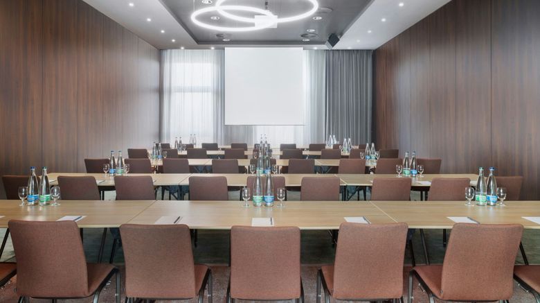 <b>Courtyard Basel Meeting</b>. Images powered by <a href="https://www.leonardoworldwide.com/" title="Leonardo Worldwide" target="_blank">Leonardo</a>.
