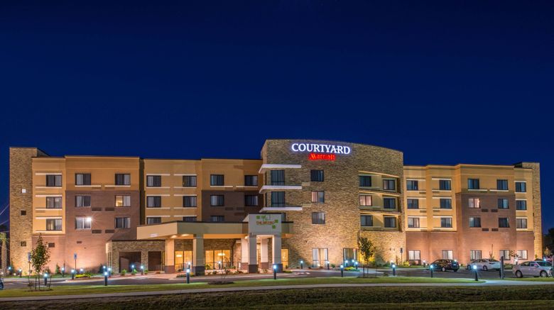Courtyard Marriott Jacksonville Exterior. Images powered by <a href="https://www.leonardoworldwide.com" target="_blank" rel="noopener">Leonardo</a>.
