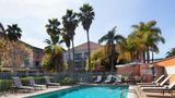 Courtyard Oakland Airport Pool