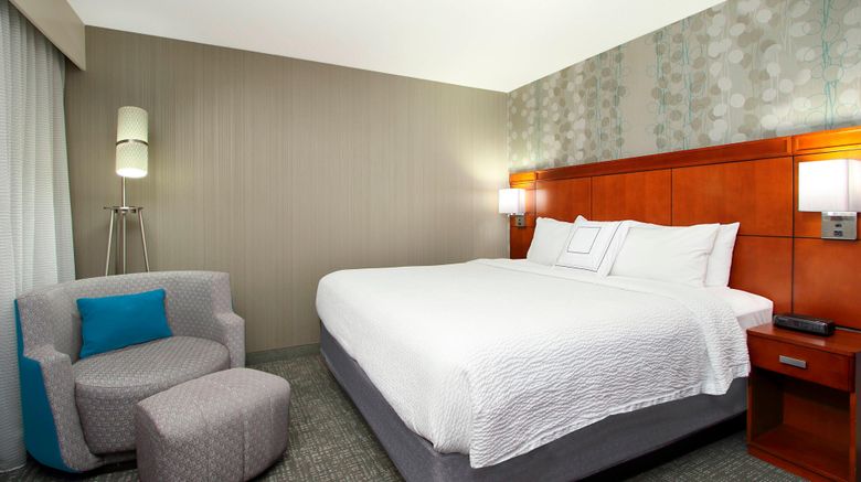 <b>Courtyard Oakland Downtown Suite</b>. Images powered by <a href="https://www.leonardoworldwide.com/" title="Leonardo Worldwide" target="_blank">Leonardo</a>.