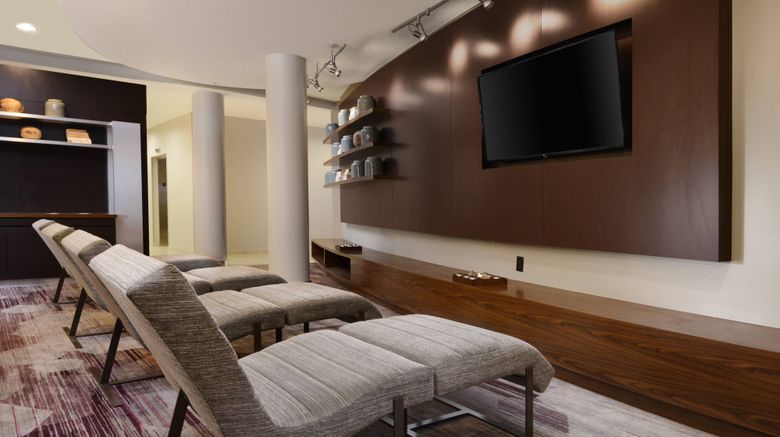 <b>Courtyard by Marriott Houston Pearland Lobby</b>. Images powered by <a href="https://www.leonardoworldwide.com/" title="Leonardo Worldwide" target="_blank">Leonardo</a>.