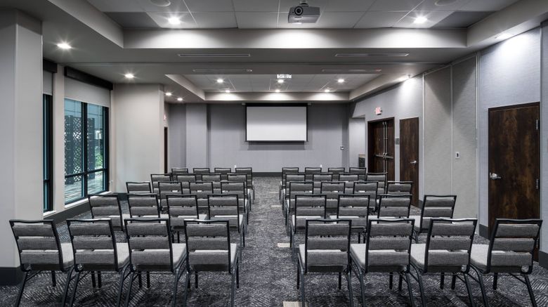 <b>Courtyard Houston Heights/I-10 Meeting</b>. Images powered by <a href="https://www.leonardoworldwide.com/" title="Leonardo Worldwide" target="_blank">Leonardo</a>.