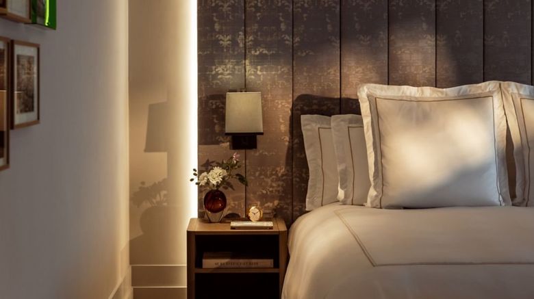 <b>Rosewood Amsterdam Suite</b>. Images powered by <a href="https://www.leonardoworldwide.com/" title="Leonardo Worldwide" target="_blank">Leonardo</a>.