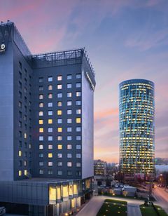 Courtyard Bucharest Floreasca