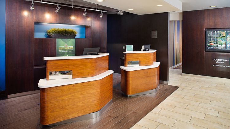 Courtyard by Marriott Houston/Westchase Lobby