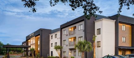 Courtyard by Marriott Columbia Northeast Exterior
