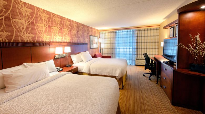 <b>Courtyard by Marriott Canton Room</b>. Images powered by <a href="https://www.leonardoworldwide.com/" title="Leonardo Worldwide" target="_blank">Leonardo</a>.