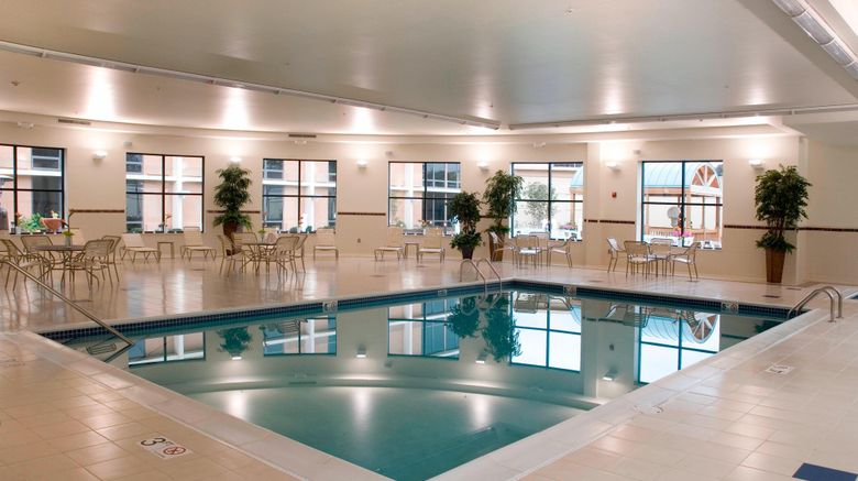 <b>Courtyard by Marriott Canton Pool</b>. Images powered by <a href="https://www.leonardoworldwide.com/" title="Leonardo Worldwide" target="_blank">Leonardo</a>.