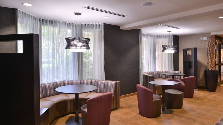 <b>Courtyard by Marriott Columbia Northeast Restaurant</b>. Images powered by <a href="https://www.leonardoworldwide.com/" title="Leonardo Worldwide" target="_blank">Leonardo</a>.