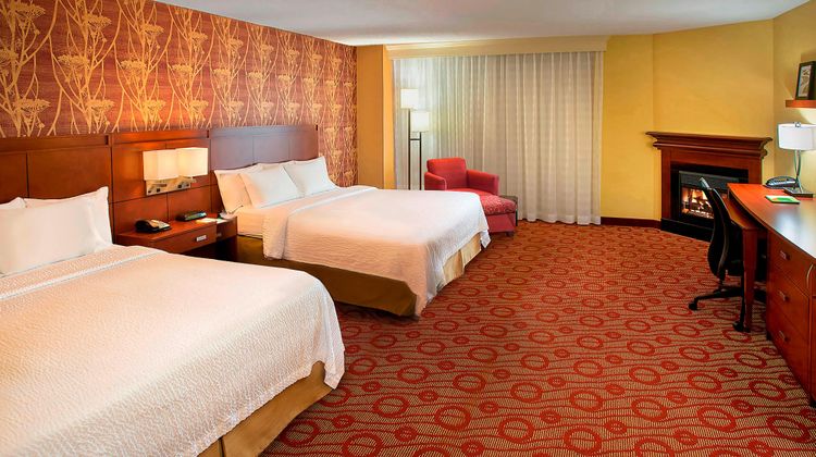 Courtyard by Marriott Niagara Falls Room
