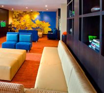 Courtyard by Marriott Niagara Falls Lobby