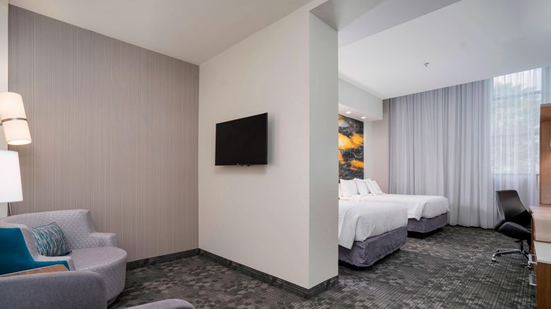 <b>Courtyard Niagara Falls Room</b>. Images powered by <a href="https://www.leonardoworldwide.com/" title="Leonardo Worldwide" target="_blank">Leonardo</a>.