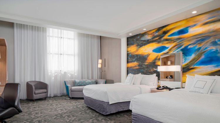Courtyard Niagara Falls Suite