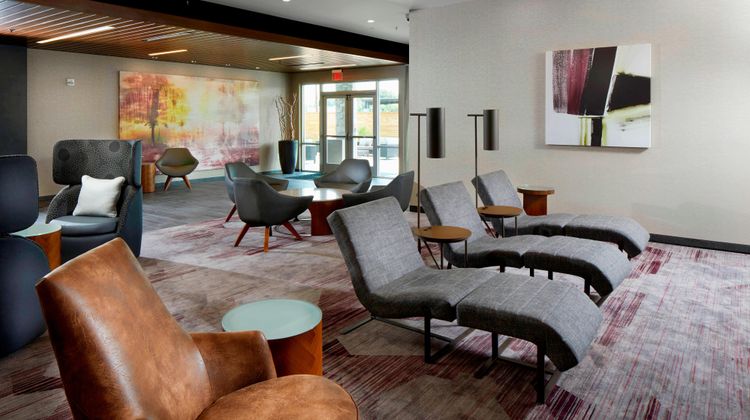 Courtyard Houston Intercontinental Arpt Lobby