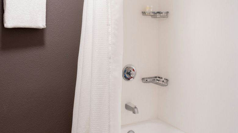 <b>Courtyard by Marriott West Palm Beach Room</b>. Images powered by <a href="https://www.leonardoworldwide.com/" title="Leonardo Worldwide" target="_blank">Leonardo</a>.