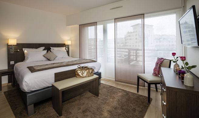 Residhome Appart Hotel Courbevoie Exterior