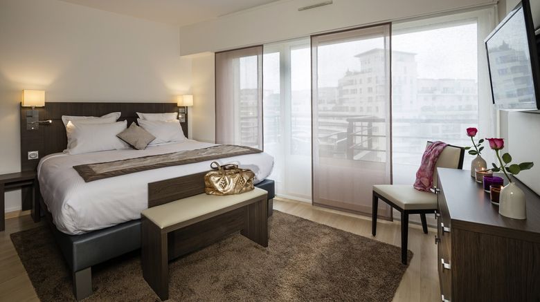 Residhome Appart Hotel Courbevoie Exterior. Images powered by <a href="https://www.leonardoworldwide.com" target="_blank" rel="noopener">Leonardo</a>.