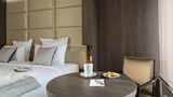 Residhome Appart Hotel Courbevoie Room