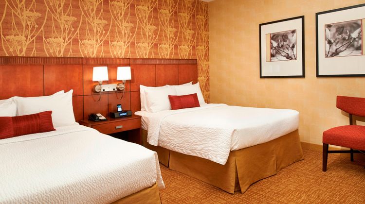 Courtyard by Marriott Chicago Naperville Room