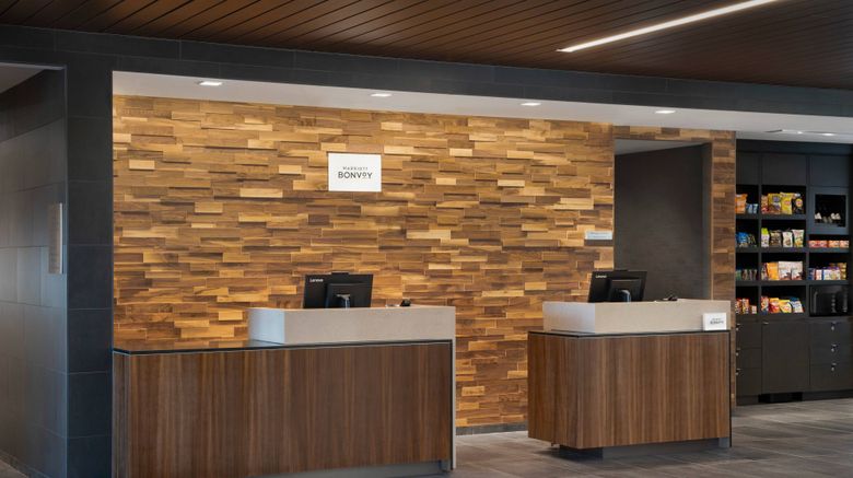 <b>Courtyard Portland East Lobby</b>. Images powered by <a href="https://www.leonardoworldwide.com/" title="Leonardo Worldwide" target="_blank">Leonardo</a>.