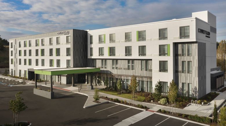 <b>Courtyard Portland East Exterior</b>. Images powered by <a href="https://www.leonardoworldwide.com/" title="Leonardo Worldwide" target="_blank">Leonardo</a>.