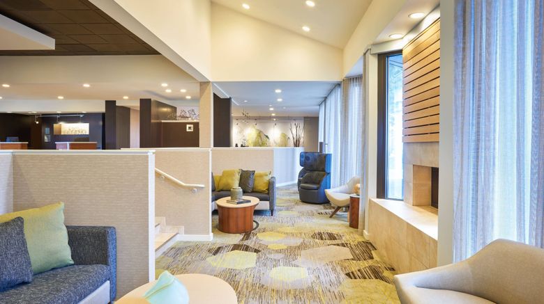 <b>Courtyard Chicago Wood Dale/Itasca Lobby</b>. Images powered by <a href="https://www.leonardoworldwide.com/" title="Leonardo Worldwide" target="_blank">Leonardo</a>.