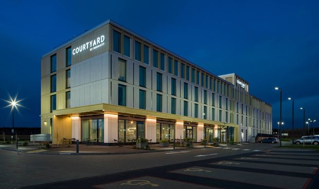Courtyard by Marriott Inverness Airport Exterior