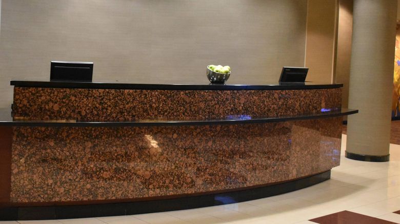<b>Courtyard Republic Arpt Long Island Lobby</b>. Images powered by <a href="https://www.leonardoworldwide.com/" title="Leonardo Worldwide" target="_blank">Leonardo</a>.