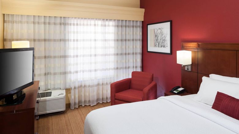 <b>Courtyard by Marriott Jackson Ridgeland Suite</b>. Images powered by <a href="https://www.leonardoworldwide.com/" title="Leonardo Worldwide" target="_blank">Leonardo</a>.