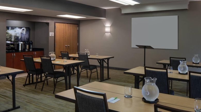 <b>Courtyard Jacksonville Mayo Clinic/Beach Meeting</b>. Images powered by <a href="https://www.leonardoworldwide.com/" title="Leonardo Worldwide" target="_blank">Leonardo</a>.