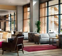 Courtyard by Marriott Phoenix Downtown Lobby