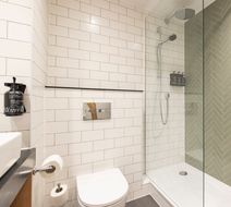 Holiday Inn Bristol Airport Room