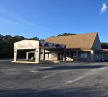 HomeTowne Studios LaGrange Exterior