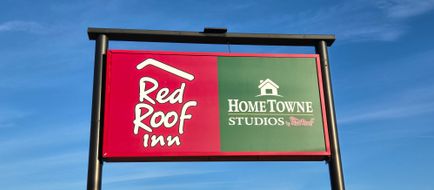 HomeTowne Studios LaGrange Exterior