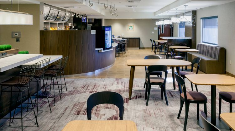 Courtyard Green Valley Marriott Restaurant