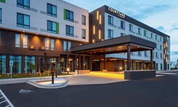 Courtyard by Marriott Tri-Cities Airport