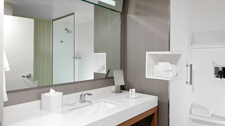<b>Courtyard by Marriott Tri-Cities Airport Room</b>. Images powered by <a href="https://www.leonardoworldwide.com/" title="Leonardo Worldwide" target="_blank">Leonardo</a>.