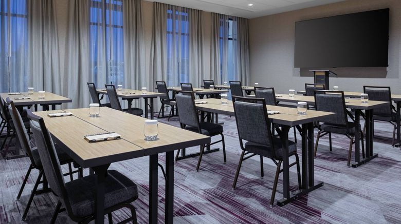 <b>Courtyard by Marriott Tri-Cities Airport Meeting</b>. Images powered by <a href="https://www.leonardoworldwide.com/" title="Leonardo Worldwide" target="_blank">Leonardo</a>.