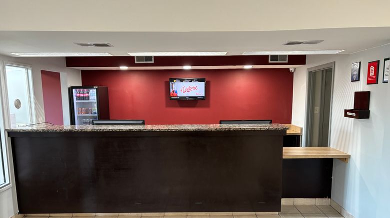 <b>HomeTowne Studios Hagerstown Lobby</b>. Images powered by <a href="https://www.leonardoworldwide.com/" title="Leonardo Worldwide" target="_blank">Leonardo</a>.