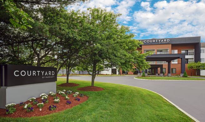 Courtyard Boston Raynham Exterior