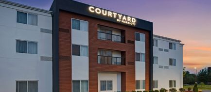 Courtyard Boston Raynham Exterior