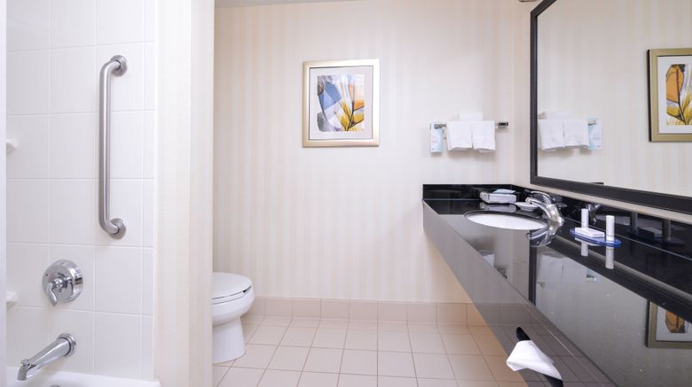 <b>Fairfield Inn & Suites White Marsh Room</b>. Images powered by <a href="https://www.leonardoworldwide.com/" title="Leonardo Worldwide" target="_blank">Leonardo</a>.
