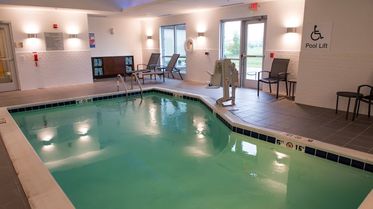 Fairfield Inn & Suites Anderson Pool