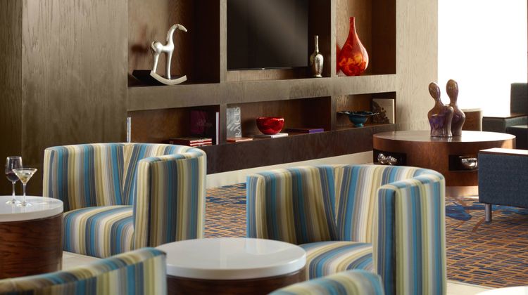 Courtyard by Marriott Queretaro Lobby