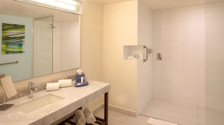 <b>Courtyard by Marriott Queretaro Room</b>. Images powered by <a href="https://www.leonardoworldwide.com/" title="Leonardo Worldwide" target="_blank">Leonardo</a>.