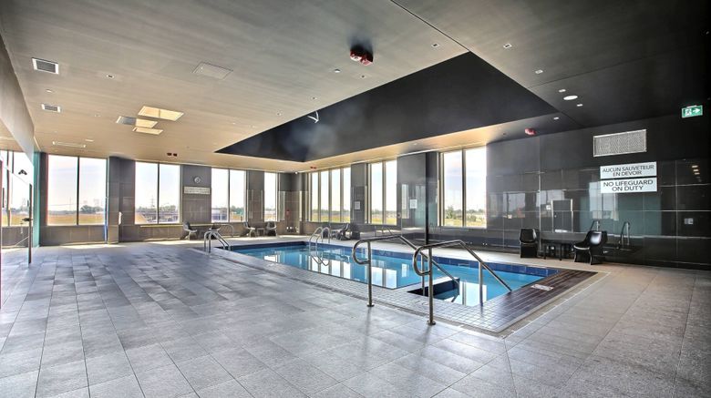 <b>Courtyard Montreal Brossard Pool</b>. Images powered by <a href="https://www.leonardoworldwide.com/" title="Leonardo Worldwide" target="_blank">Leonardo</a>.